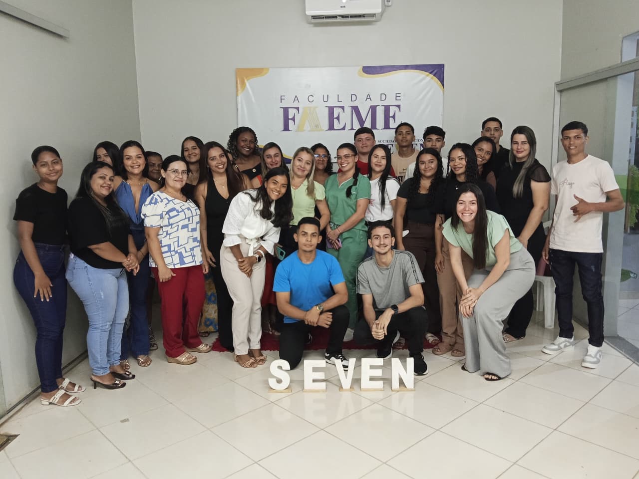 Faculdade SEVEN dá as boas-vindas aos calouros de Enfermagem 2026.1 em cerimônia de abertura do semestre